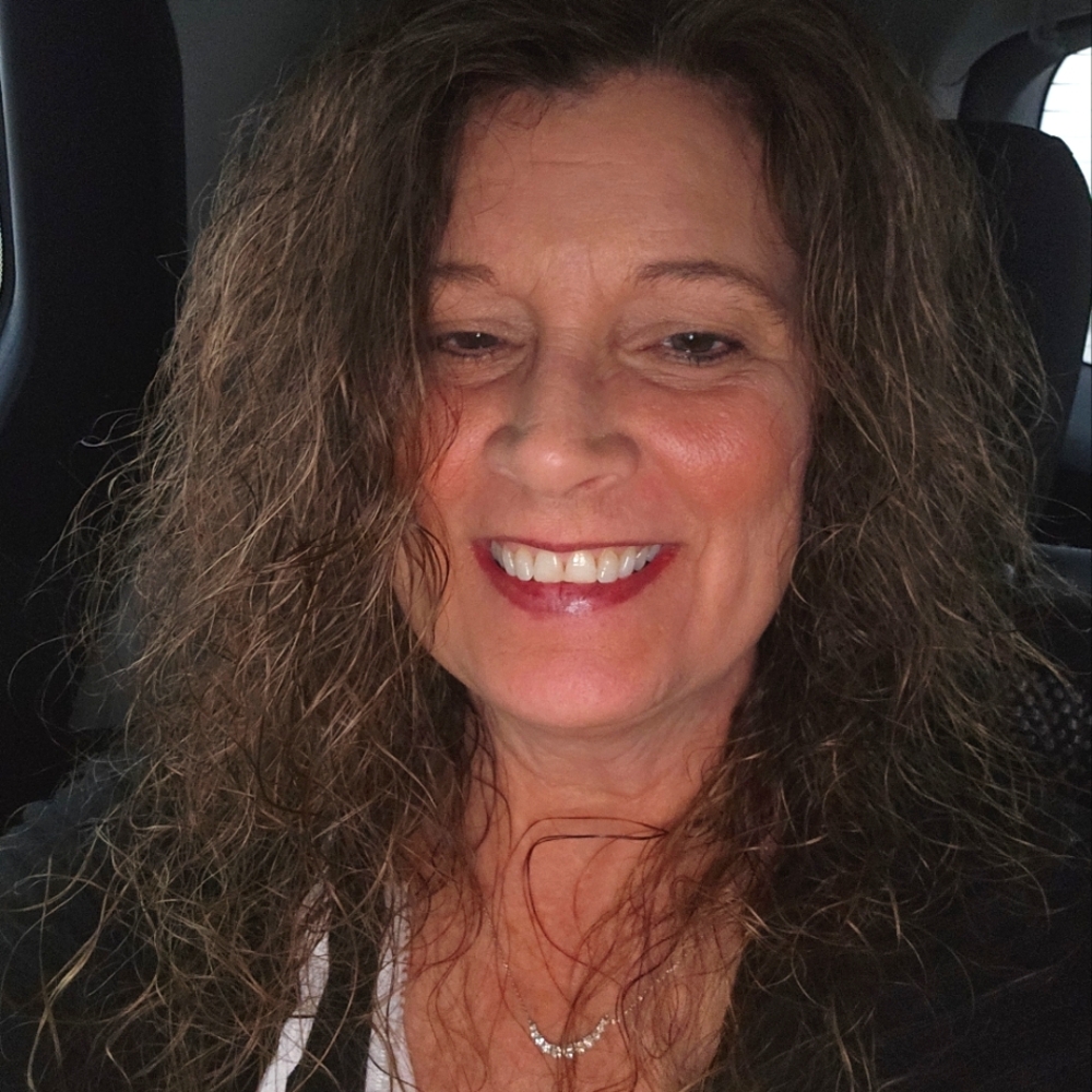 Meet your Posher, Theresa